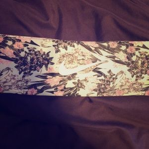Nike floral headband brand new